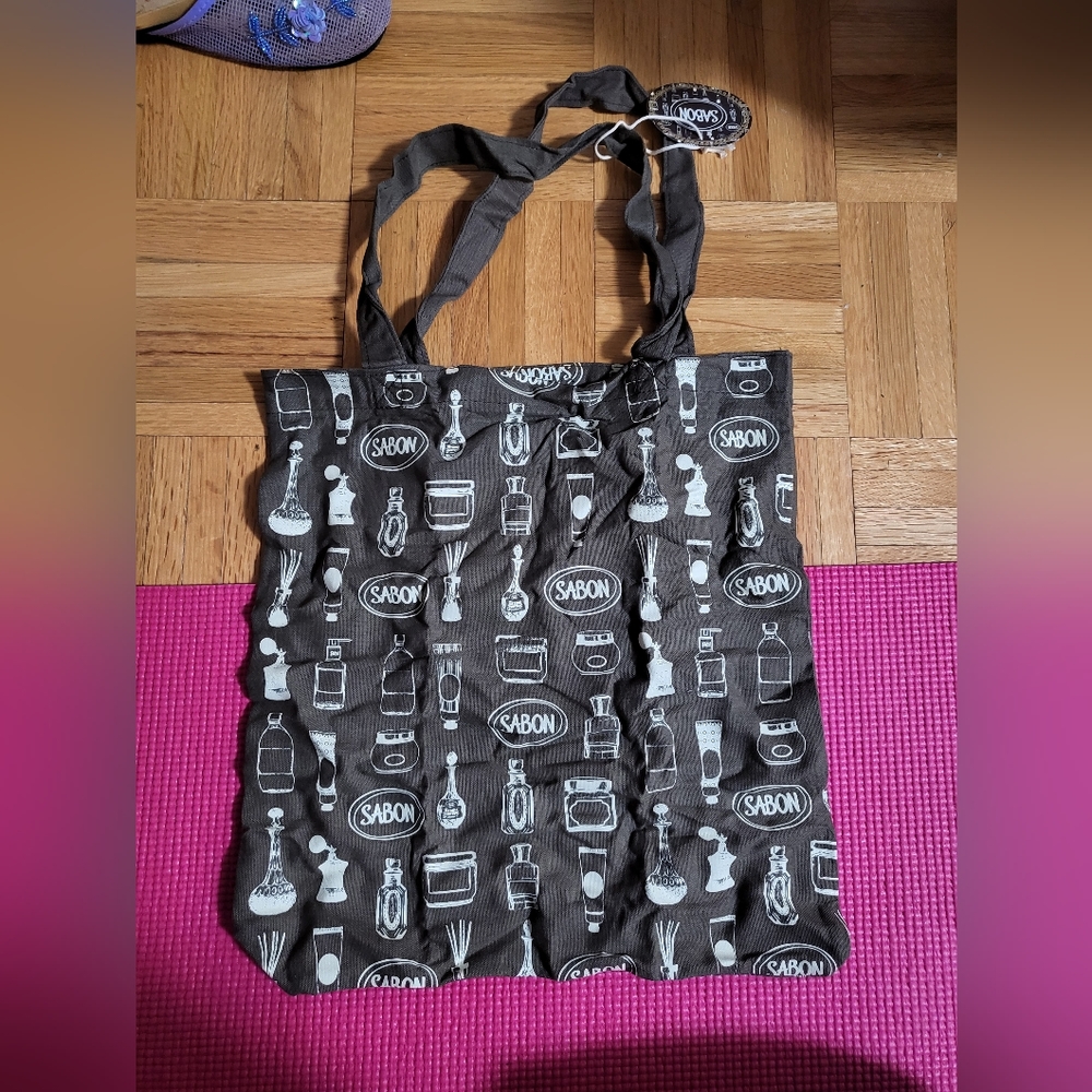 Sabon tote bag & scarf & pin